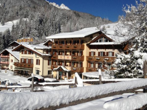 Гостиница Hotel Patrizia, Моэна